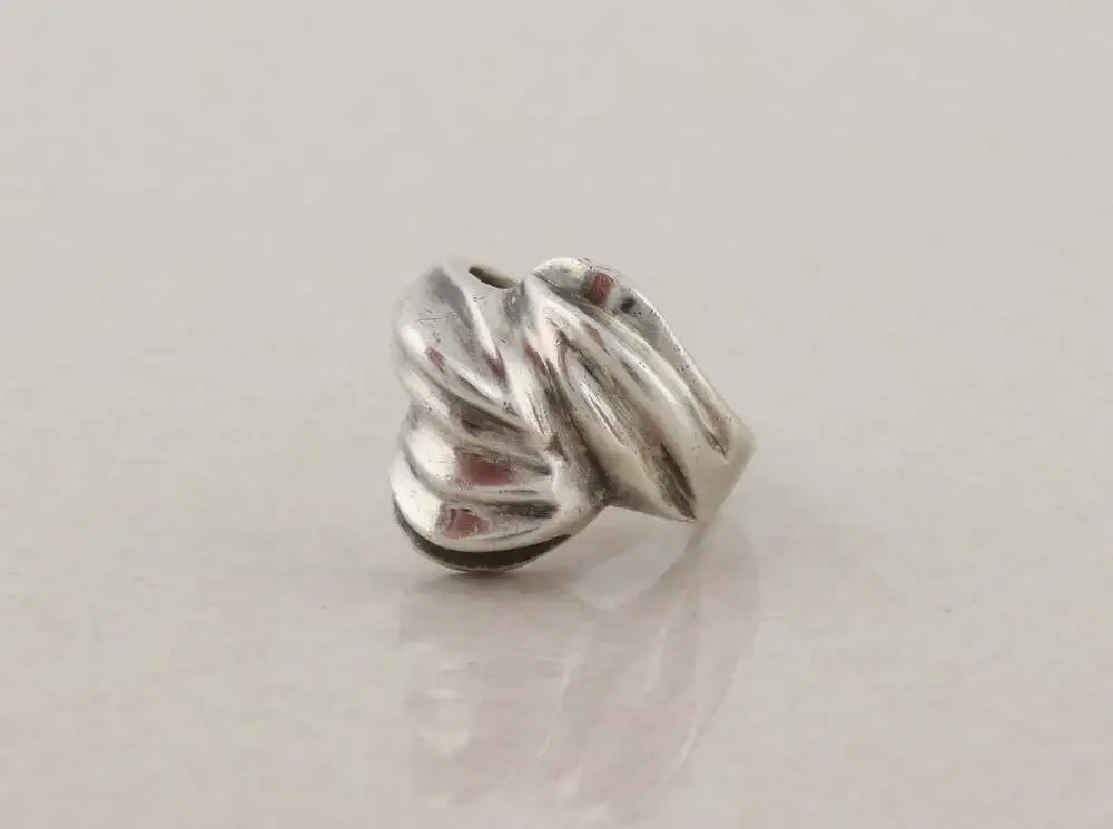 Sterling Silver Ribbed Textured Dome Ring Size 5 1/2 Petite Woman Pinky